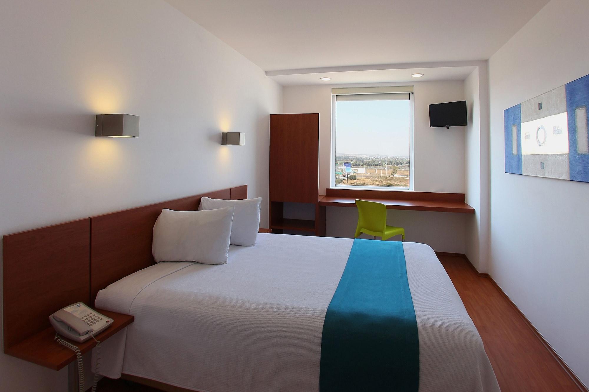 Hotel One Queretaro Aeropuerto à El Coyote Extérieur photo